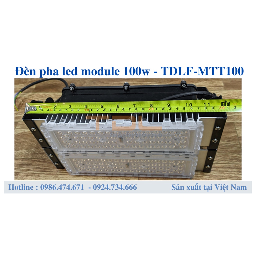 Đèn sân cầu lông 50w 100w 150w 200w 250w 300w 400w 500w 600w Đèn pha LED chống chói 100w sân thể thao -TDLF-MTT100