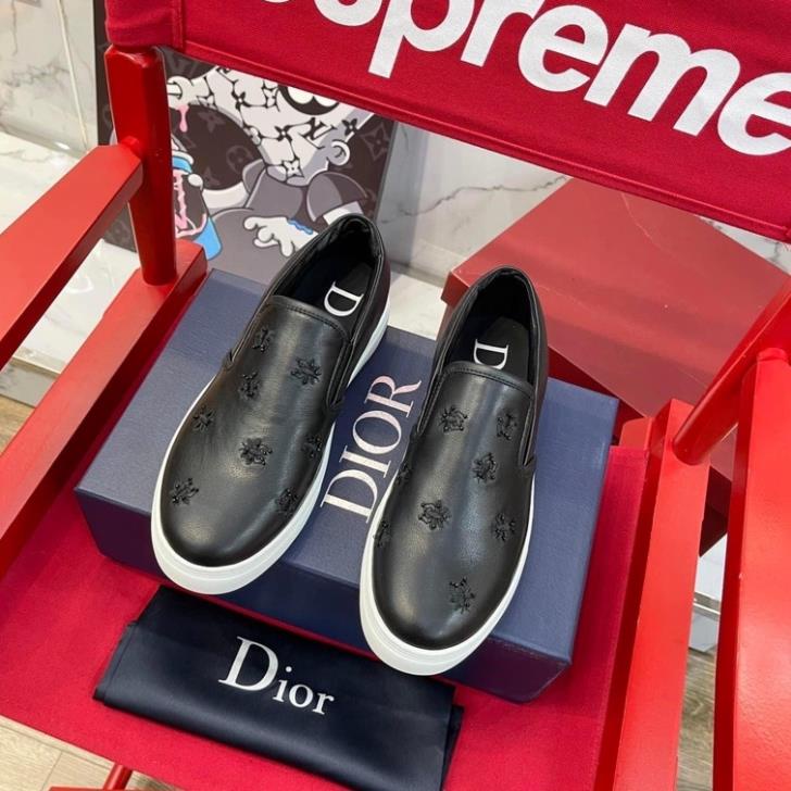 Giày Slipon Dior da bò họa tiết thêu nhện LA
