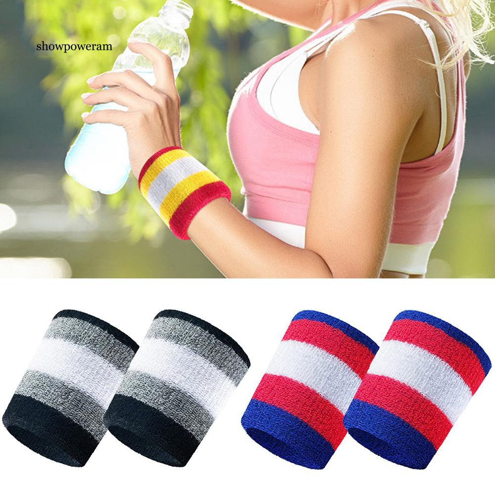 Vòng quấn cổ tay hút mồ hôi khi chơi thể thao