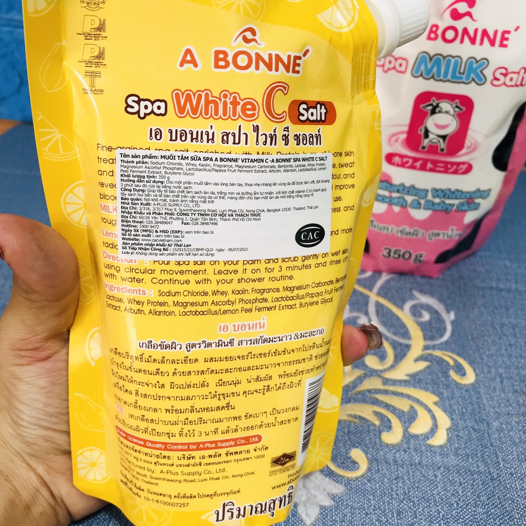 Muối tắm sữa bò tẩy tế bào chết A Bonne Spa Milk Salt 350g Thái Lan