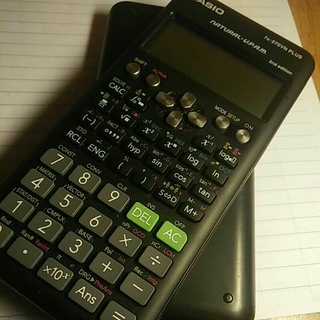 máy tính casio fx(570) plus