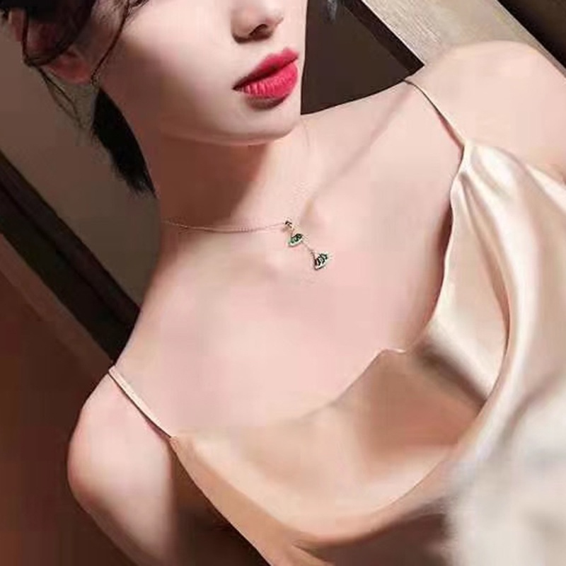 Vòng cổ mặt hình quạt đính đá zircon màu xanh lá sang trọng cho nữ