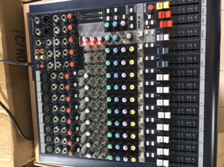 BÀN MIXER MFX8/2