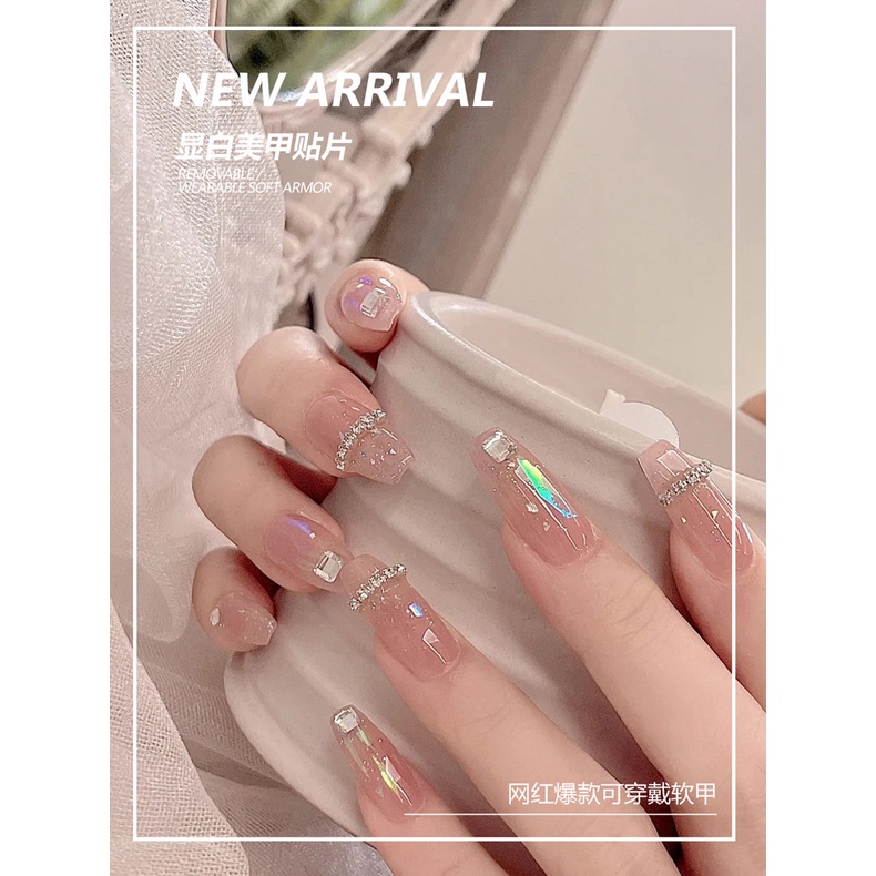 Sản Phẩm Hoàn Thiện Móng Tay Yêu Tinh Hạt Kim Cương Lấp Lánh Cực Quang Dáng Dài Giữa Na