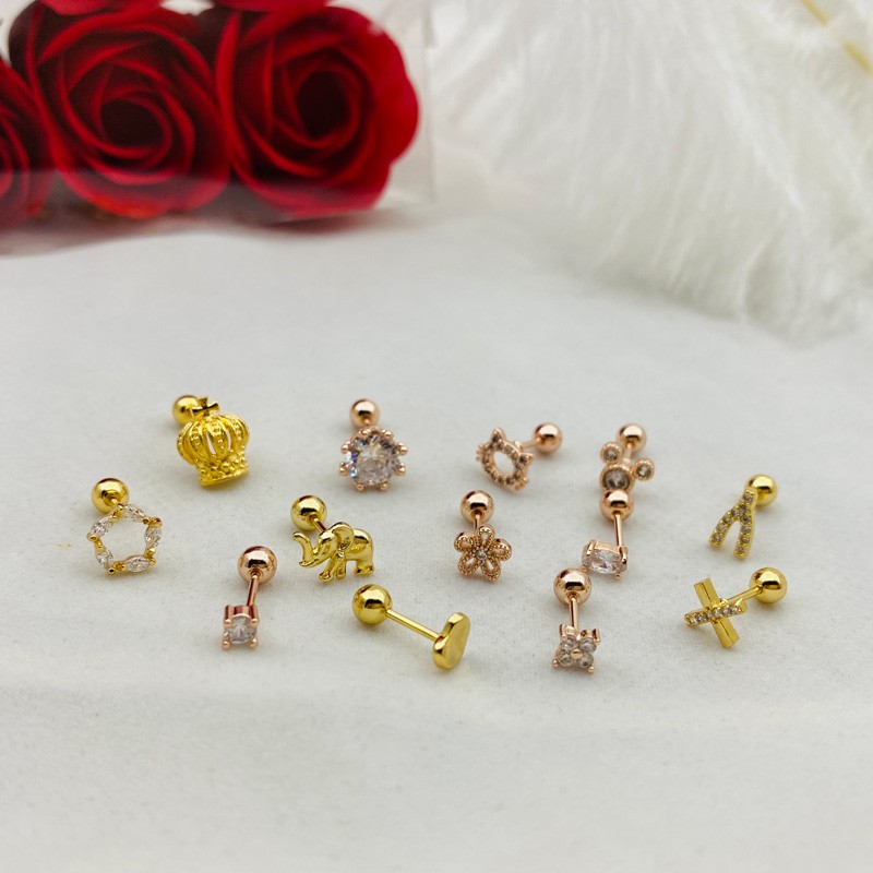 Bông Tai Bằng Thép Titan Mạ Vàng 18K Đính Kim Cương Giả Độc Đáo
