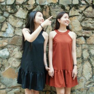 Đầm cổ yếm đuôi cá dể thương lắm