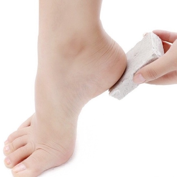 Đá Tự Nhiên Chà Gót Chân, Da Chết Kai Estiful Foot Care Goods 000HB0306 Chiết Xuất Đá Bọt Biển Từ Thiên Nhiên