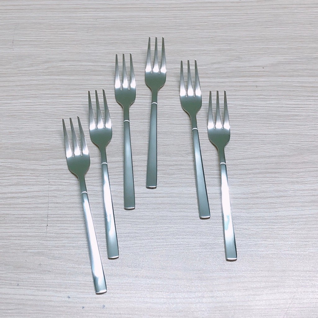 Nĩa Trái Cây cán trơn Inox cao cấp SUS430 không gỉ - Hiệu ST dài 14.5cm - Thép không gỉ sáng bóng