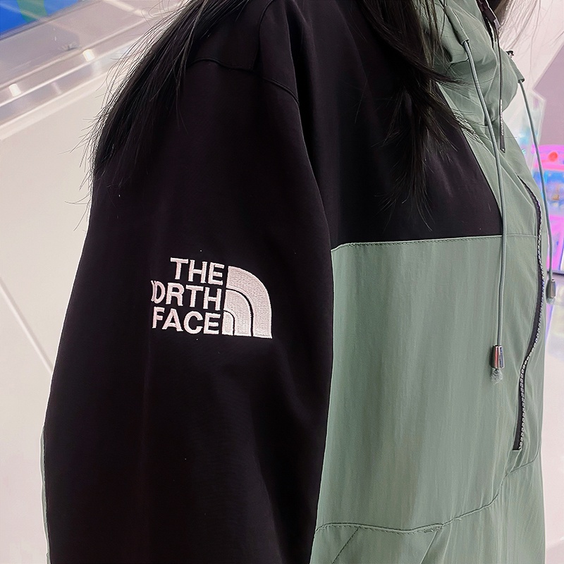The North Face Áo Khoác Thể Thao Có Mũ Trùm Phối Khóa Kéo Thời Trang