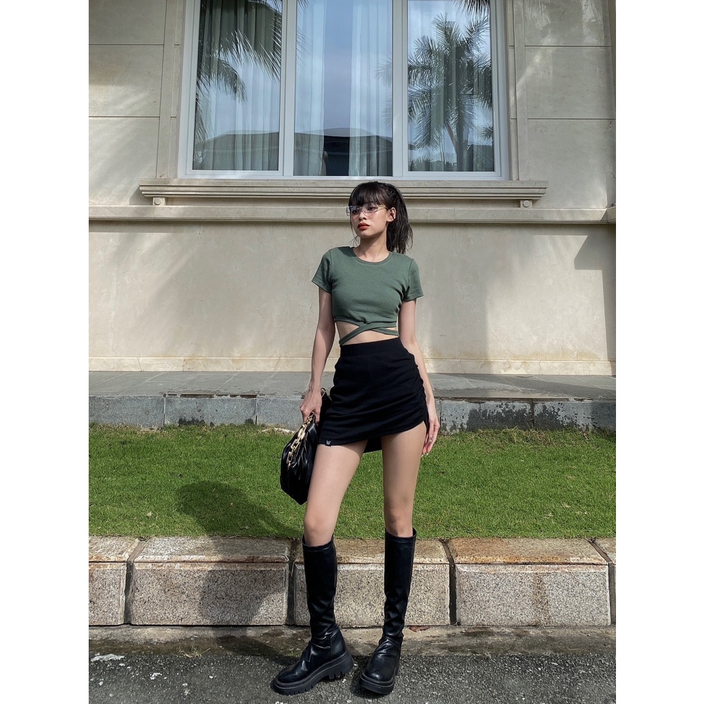 Áo Lucy Croptop 2 màu