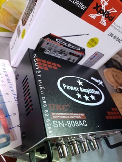 Ampli mini karaoke SN-808AC