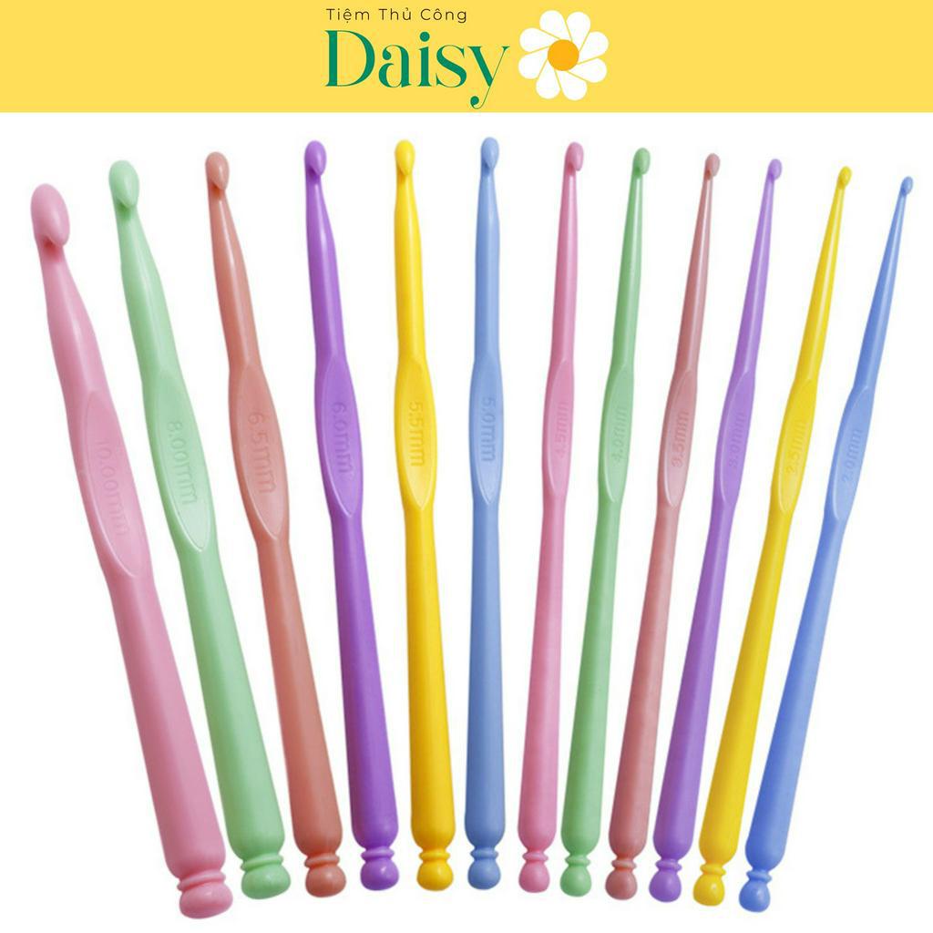 Bộ 12 Kim Móc Len Nhựa Màu Pastel Size 2.0-10mm