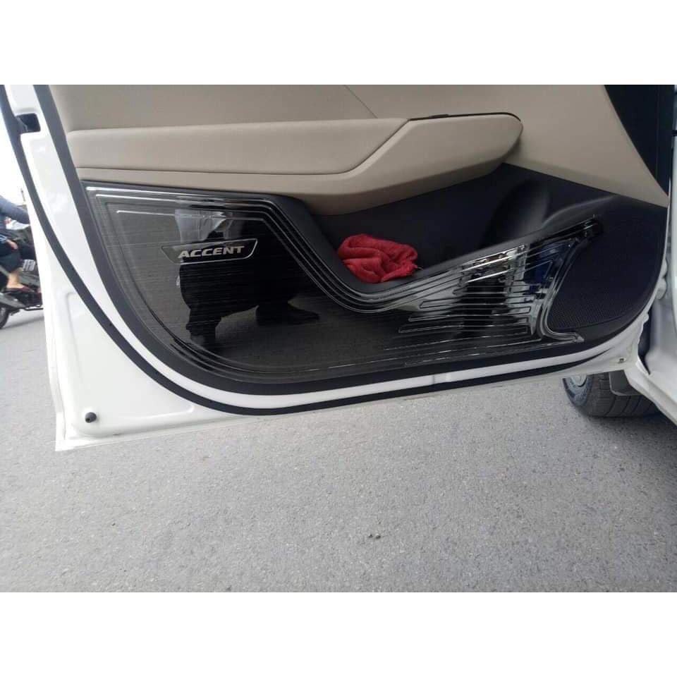 Ốp Tapli Cánh Cửa, màng loa Xe Hyundai Accent 2018-2021 chất liệu TiTan Cao Cấp