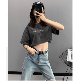 Áo thun croptop form rộng