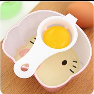 DỤNG CỤ TÁCH LÒNG ĐỎ TRỨNG