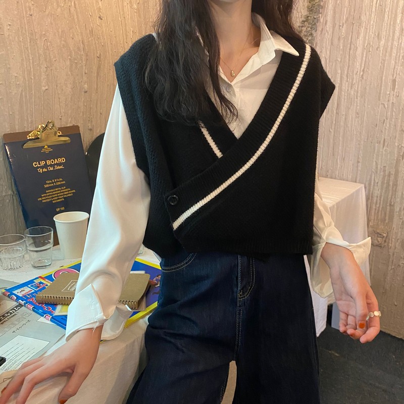 Áo Sweater Dệt Kim Sát Nách Cổ Chữ V Thiết Kế Trẻ Trung Cá Tính | BigBuy360 - bigbuy360.vn