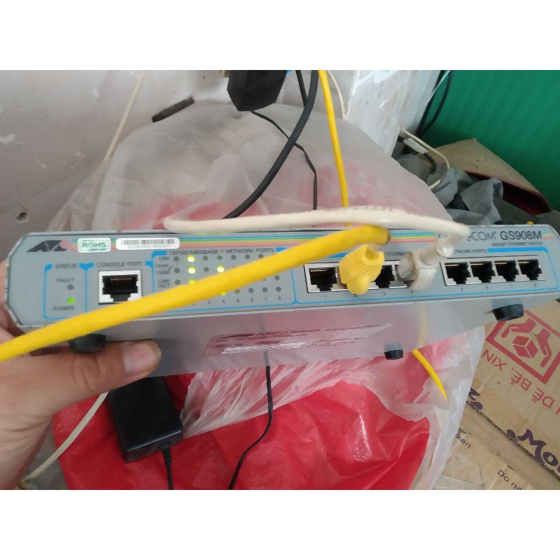 Switch layer 2 managed  8 port 1000 Mbps nội địa Nhật, linh kiện cực xịn.