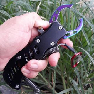 Kìm Kẹp cá Titan