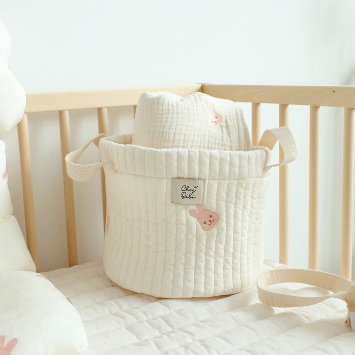 Túi tròn tiện dụng đựng đồ cho trẻ sơ sinh Chezbebe thêu gấu/thỏ - Màu ngà voi - Kích thước 25*23cm