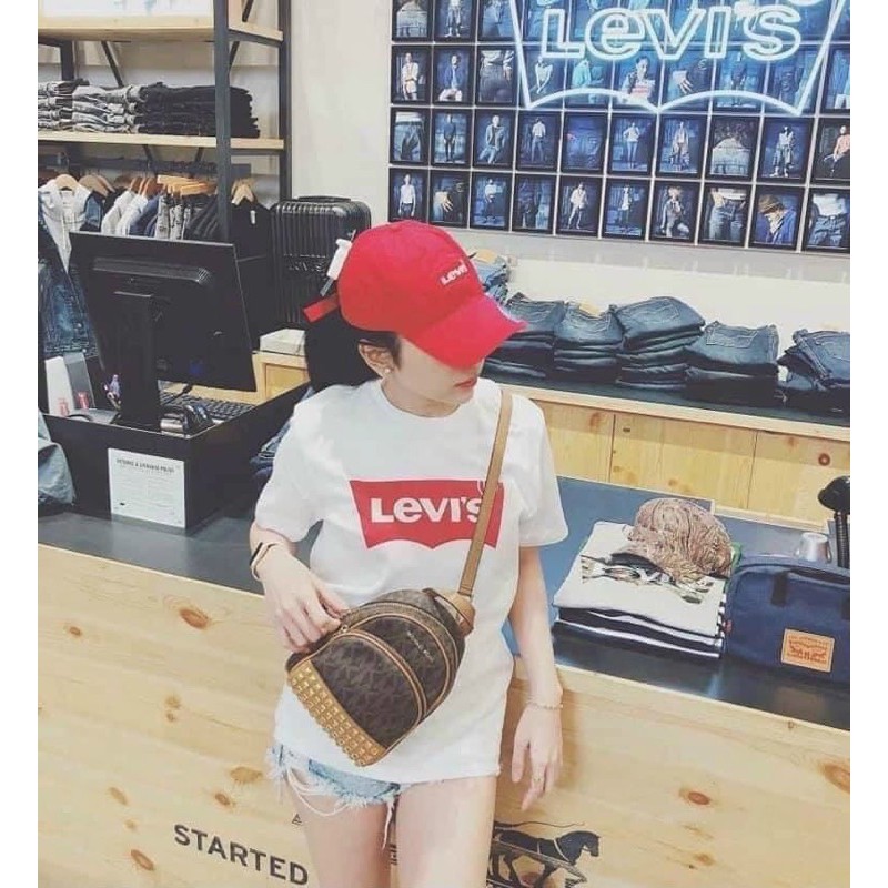 ÁO THUN COTTON ĐÔI CỘC TAY TRẮNG LEVI’S CHO NAM NỮ HÀNG ĐẸP BÁN SHOP