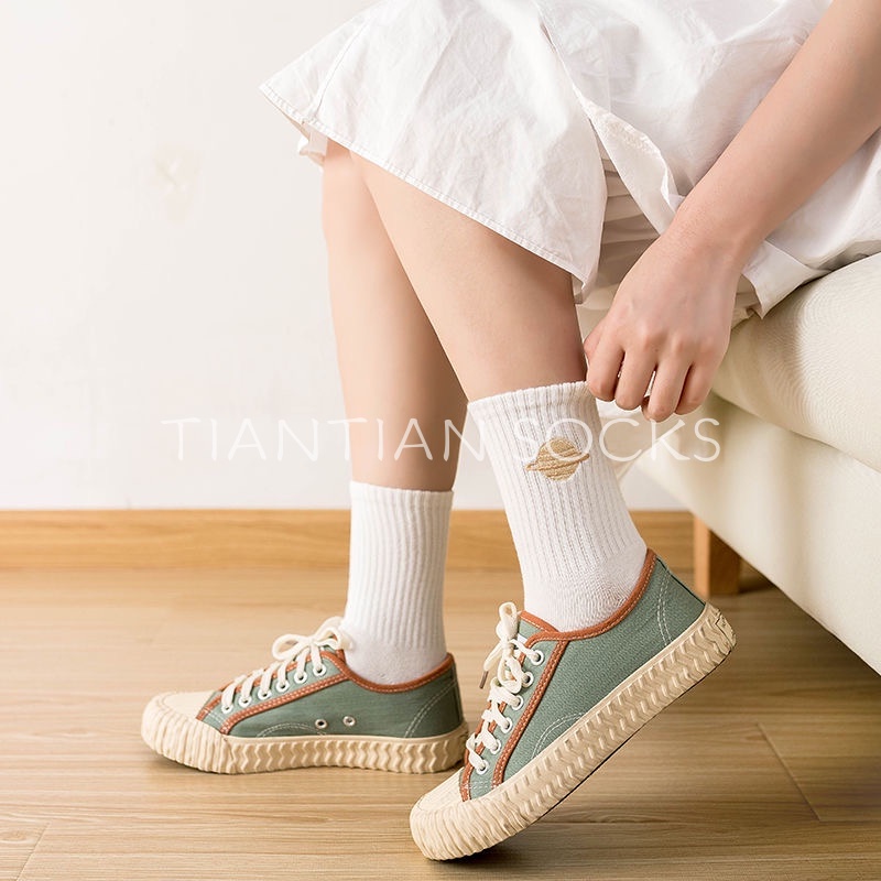 TIANTIAN T003 Vớ Cotton Cổ Cao Thêu Họa Tiết Hành Tinh Hoạt Hình Dễ Thương Thời Trang Nhật Hàn Cao Cấp
