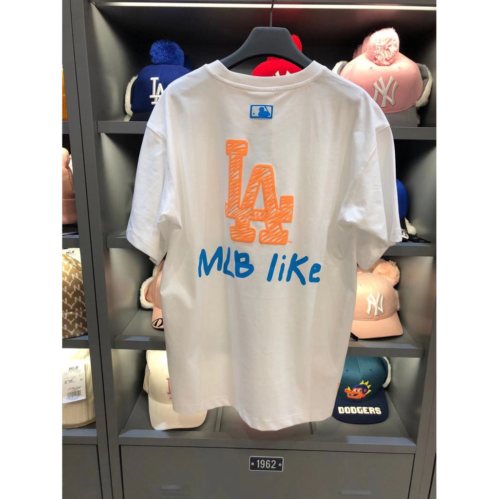Áo thun tay ngắn cổ tròn in chữ cái MLB nhiều kiểu cá tính năng động dành cho nam và nữ