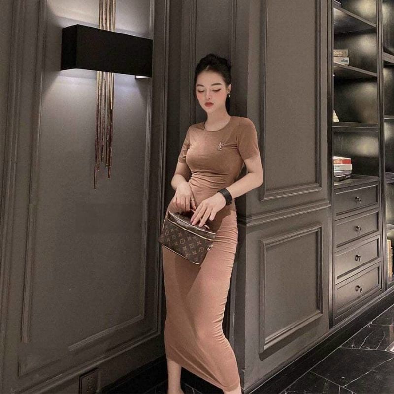 Đầm Thun Hở Lưng Rút Dây Nhún Mông Tay Ngắn Dáng Dài Maxi - Form Ôm Body Sexy