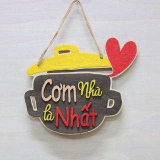 Bảng gỗ Cơm nhà là nhất