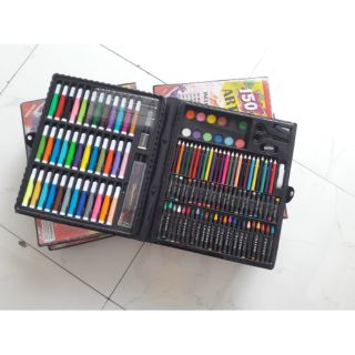 Hộp bút màu 150 chi tiết cho bé từ 2 tuổi