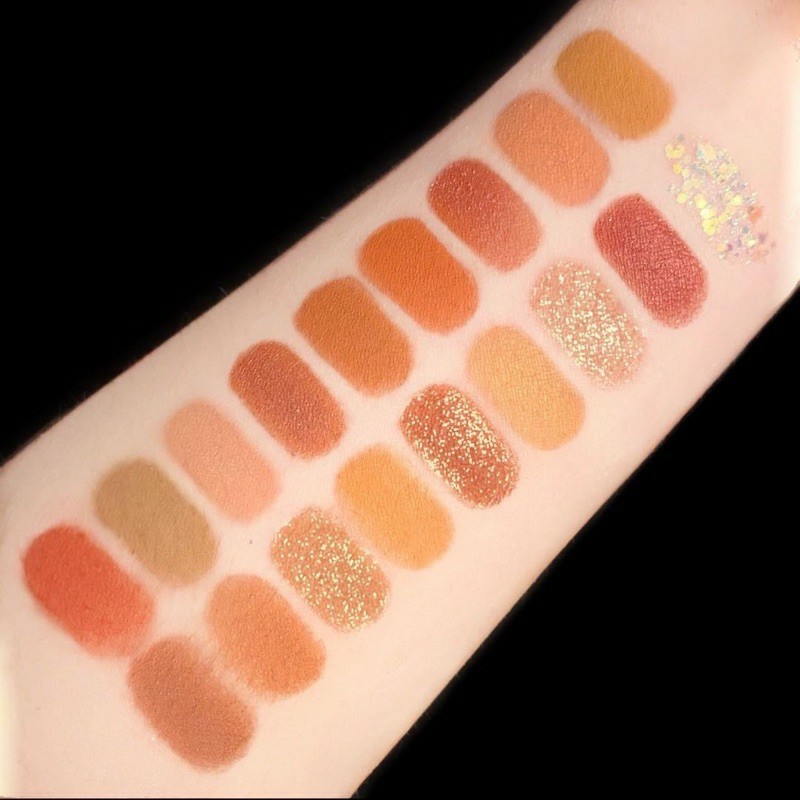 Bảng Phấn Mắt 18 Ô Muge Leen Bò Sữa | BigBuy360 - bigbuy360.vn