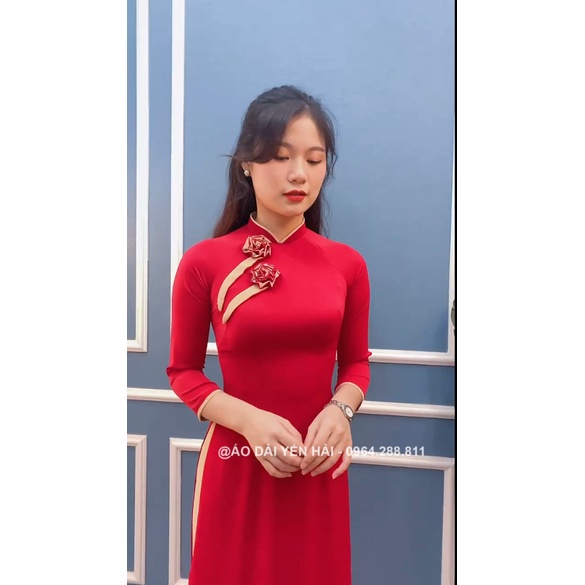 Áo dài truyền thống Lụa Thái Tuấn màu đỏ có đính Hoa thiết kế trước ngực | HT16 | Áo dài yến hải