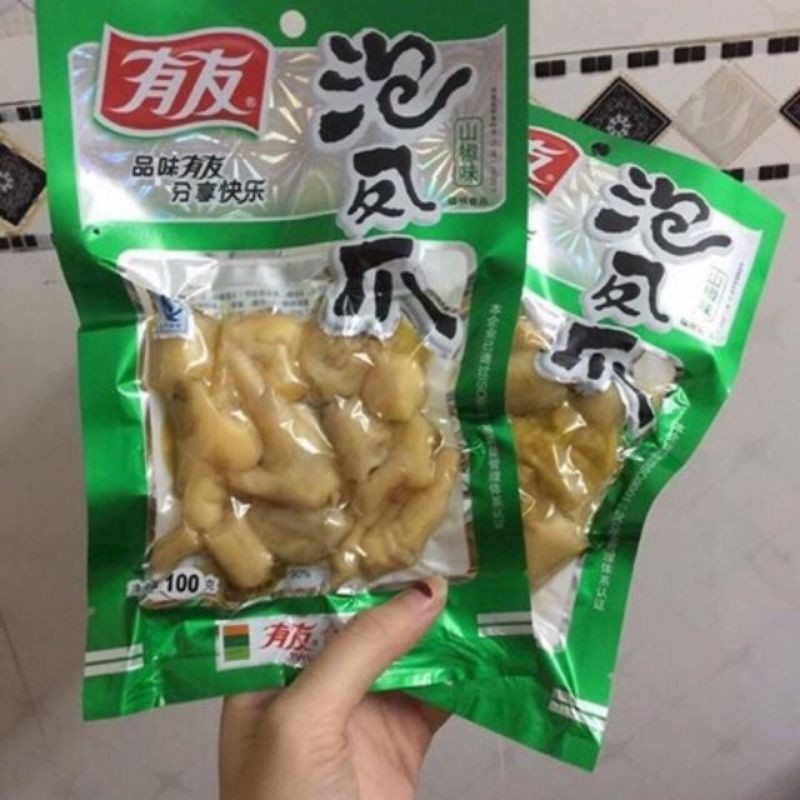 Chân gà cay YU YU 😍Đồ ăn vặt Trung Quốc🐥 100gr | BigBuy360 - bigbuy360.vn