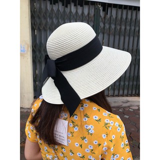 Váy hoa nhí xoè thắt eo