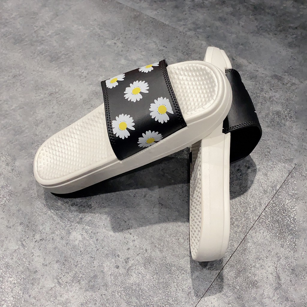 Dép hoa cúc cao su non ulzzang 2G02