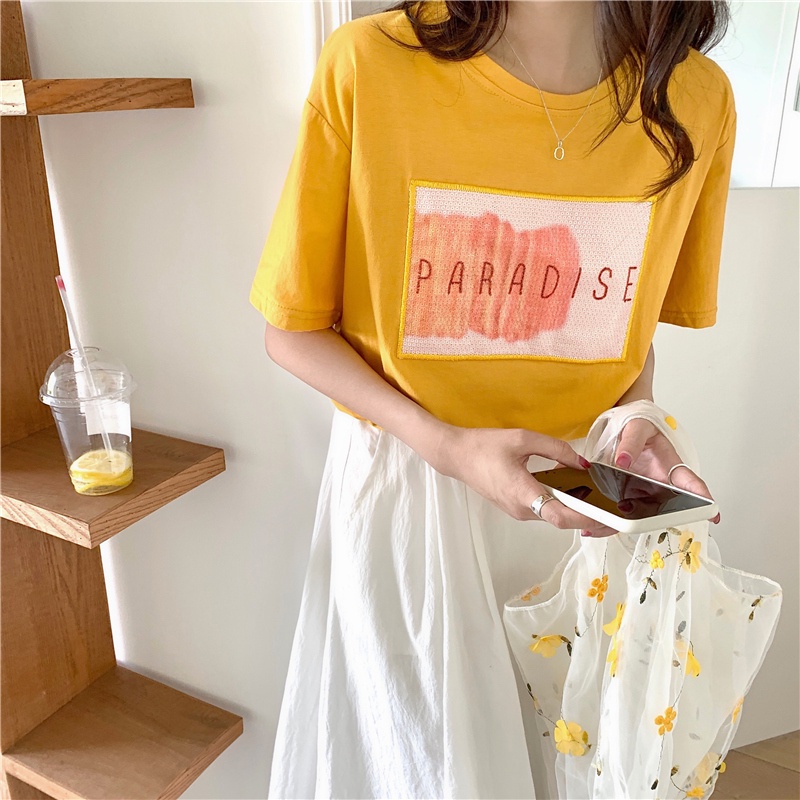 Áo Thun Tay Ngắn Cổ Tròn Thêu Chữ Đính Kim Sa Lấp Lánh Thời Trang