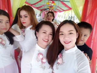 Áo dài bê quả