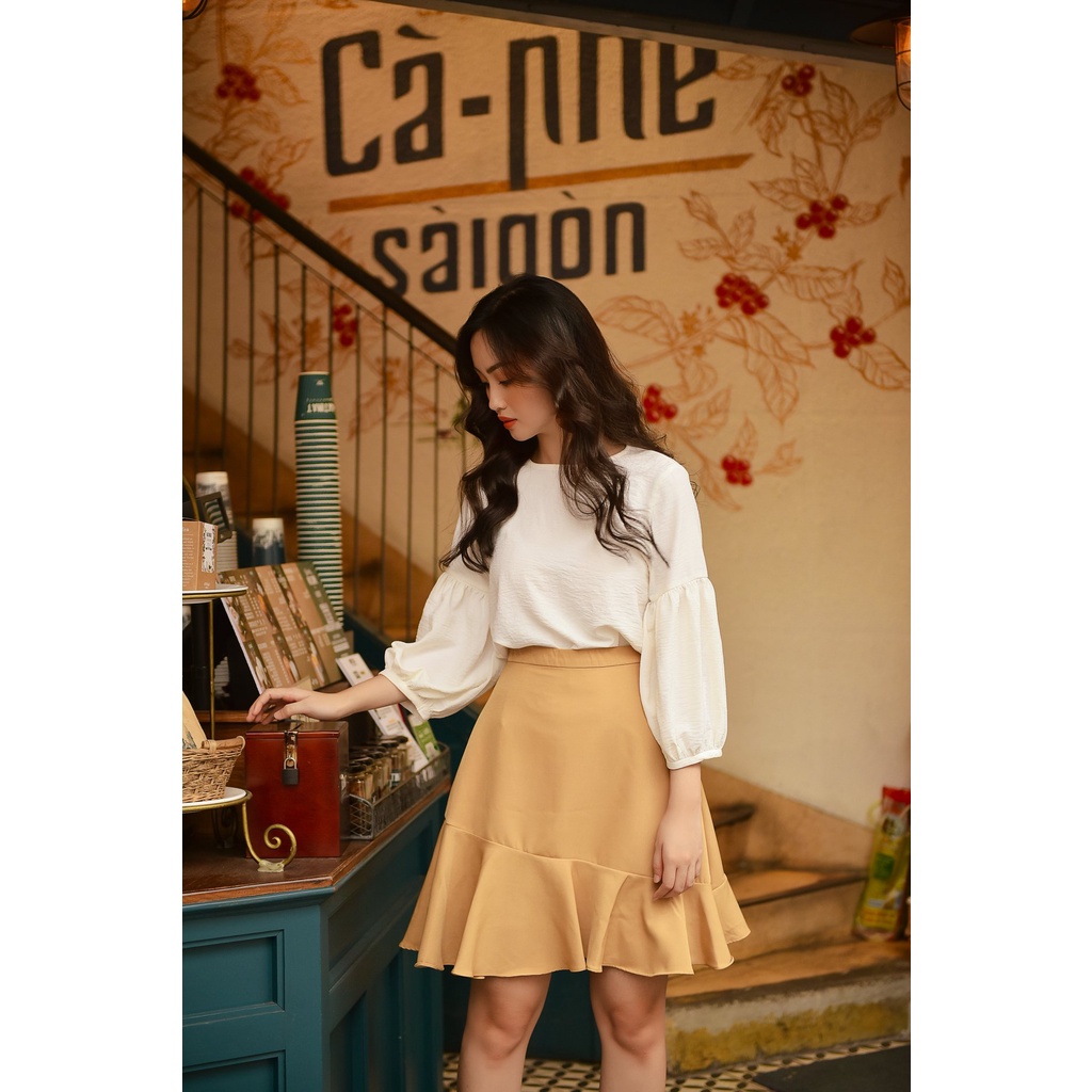 Thanh lý áo kiểu màu trắng OLV Boutique