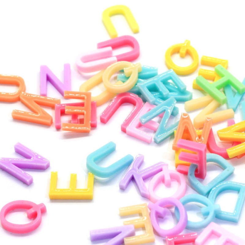 Set 30 Phụ Kiện Chữ Cái Bằng Nhựa Màu Sắc Ngẫu Nhiên Dùng Để Dạy Học Cho Bé