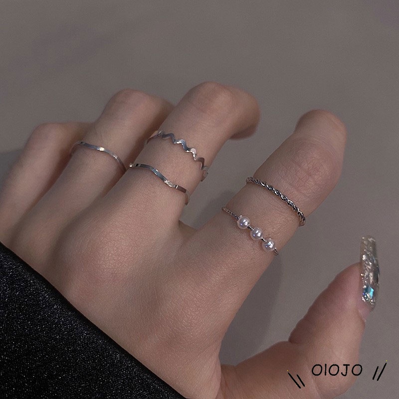 Bộ 5 nhẫn phối ngọc trai nhân tạo phong cách quý cô thời trang