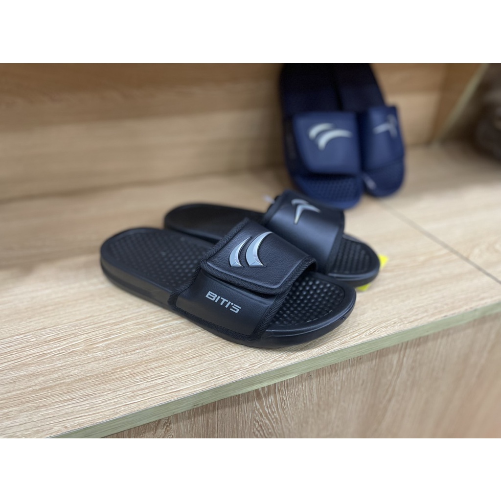 Dép quai ngang DEM067 dáng đẹp, nhẹ, êm bền size 38-43 màu xanh và đen