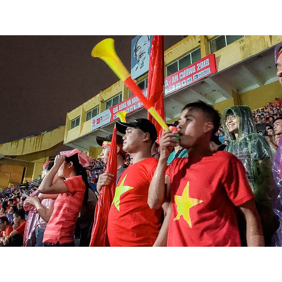 Kèn Cổ Vũ Bóng Đá 3 khúc Giá Rẻ (vuvuzela)