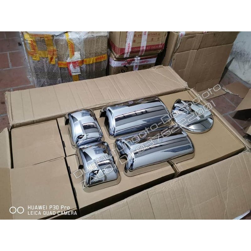 Ốp gương HOWO 371, THACO FORLAND, DONGFENG trường giang và một số dòng xe.