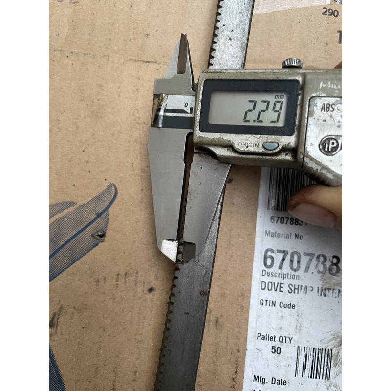 THANH RĂNG M1- 15x15x1000 BƯỚC T=3.14