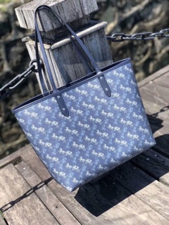 Túi tote Coach công sở