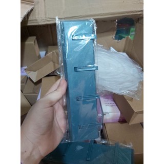 Thanh 4 móc dán tường đa năng tiện lợi