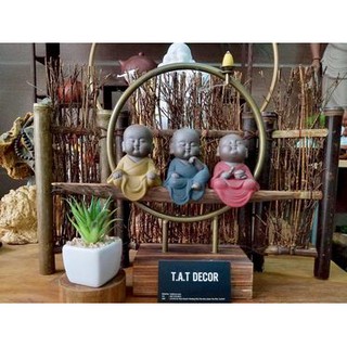 Tượng chú tiểu ngồi thưởng trà gốm