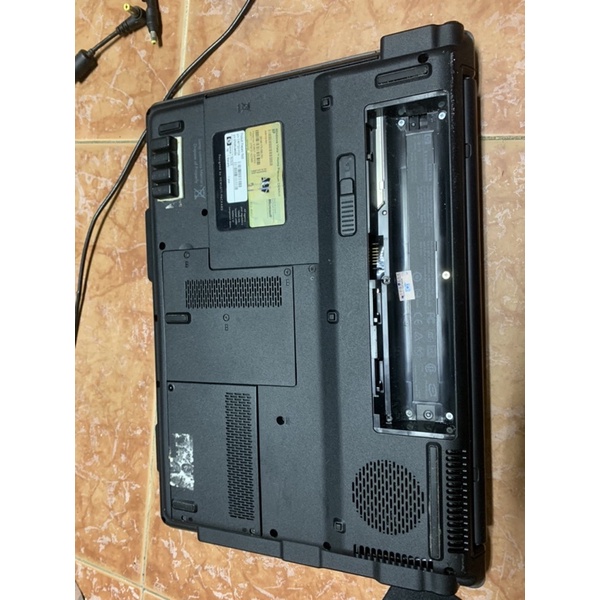 xác laptop hp presario f500 không chạy không bảo hành nhé
