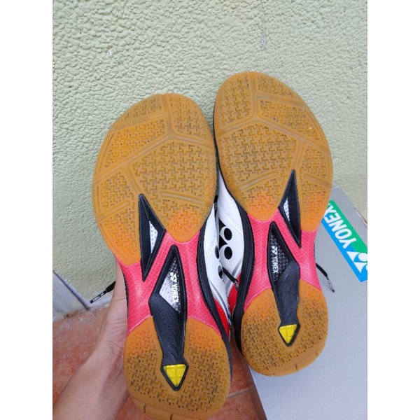 Giày cầu lông 65z3 momota cũ chính hãng size 43