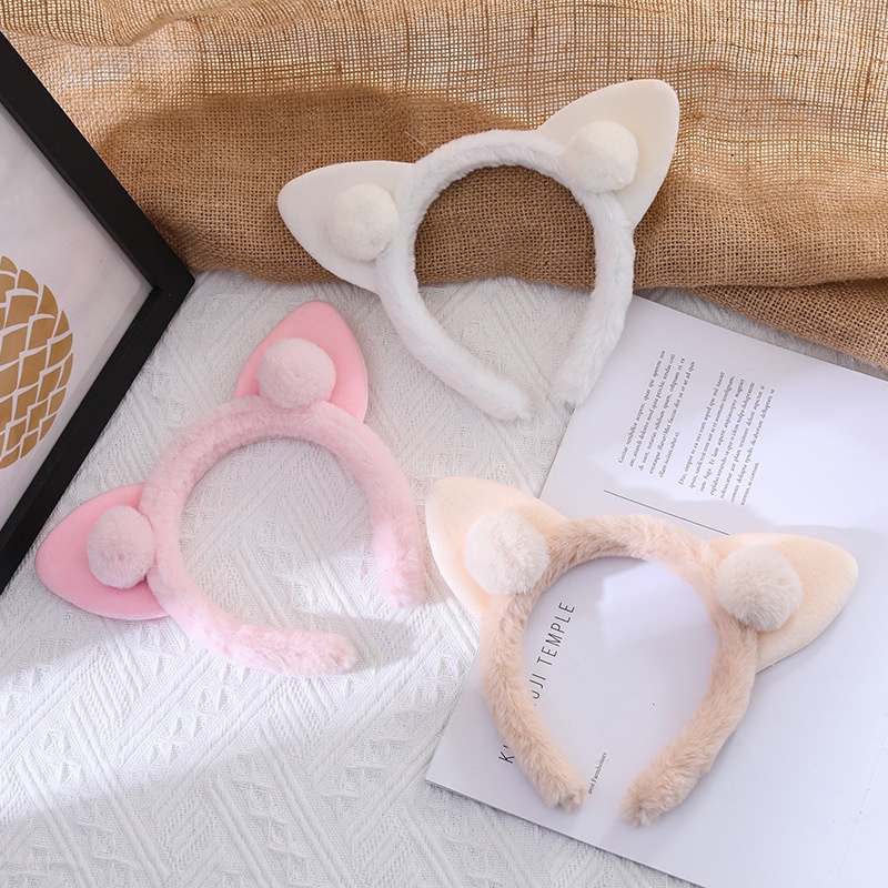 Băng Đô Cài Tóc Rửa Mặt Hình Tai Mèo Phủ Lông Dễ Thương Cho Nữ