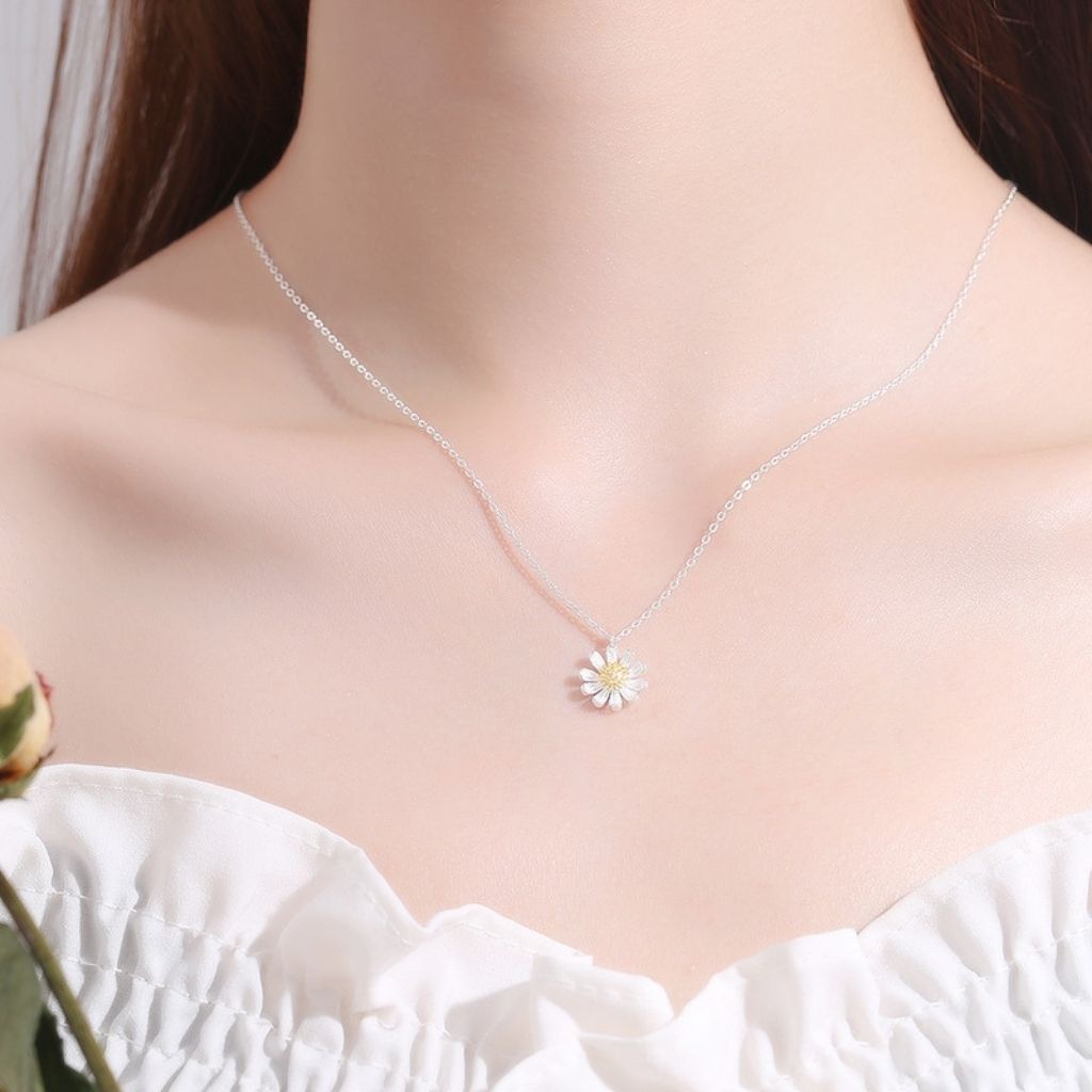 Dây chuyền bạc Lux Jewelry, vòng cổ bạc hoa cúc – LUXJ911